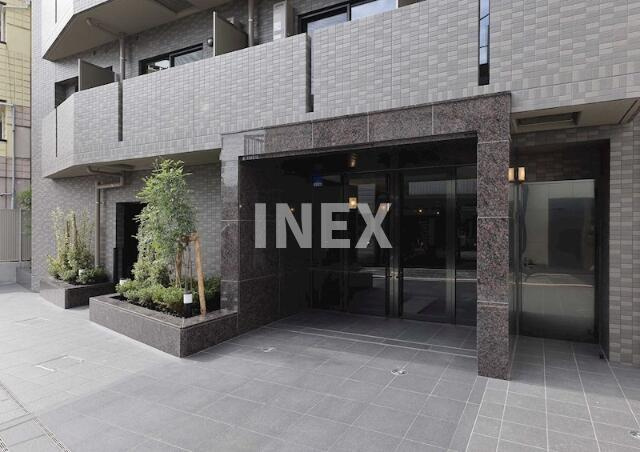 横浜市南区南太田１丁目の賃貸マンションのエントランス