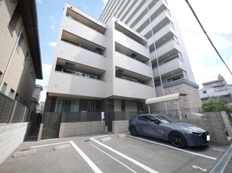【駐車場】 | 駐車場があるので、車を買う予定の方も安心です