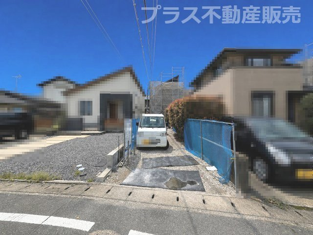 【外観】 | 福岡市南区老司1丁目8期　1号棟（全3棟）【仲介手数料無料・0円】 | 現地写真。プラス不動産販売なら、現場の全ての棟をまとめてご見学頂けます。