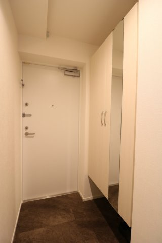 【玄関】