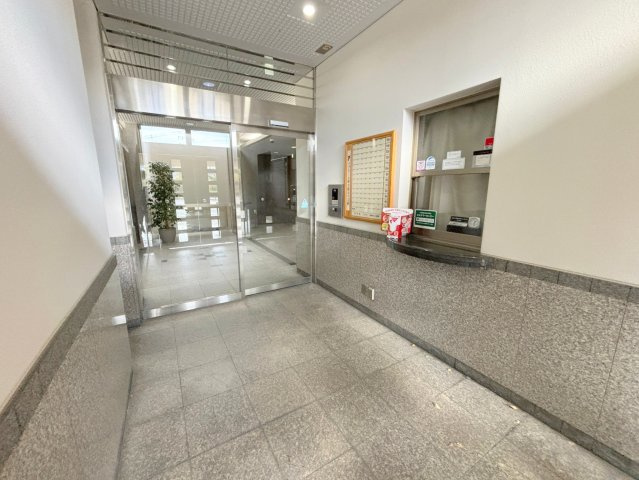 ファミール新大阪ネクス都のロビー