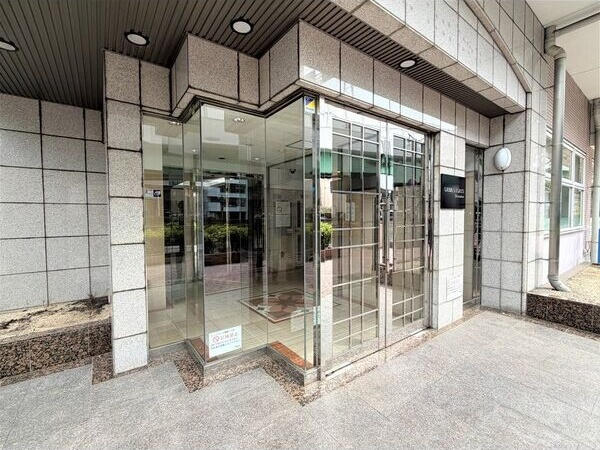 アーバンフラッツ新栄(旧La　Douceur新栄)の外観