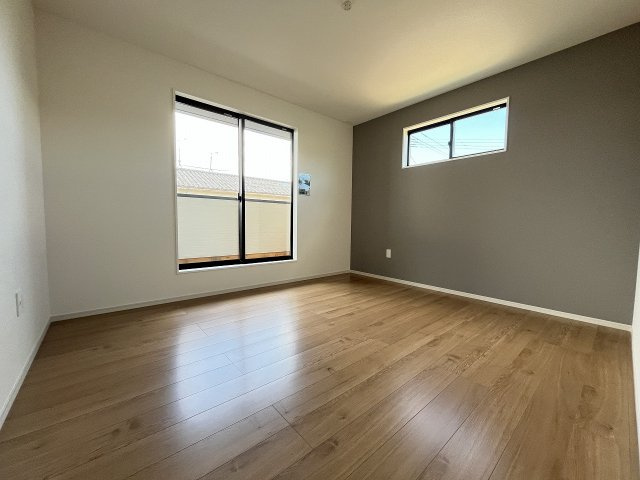 【寝室】 | 福岡市南区老司1丁目8期　2号棟（全3棟）【仲介手数料無料・0円】 | 施工例。施工例は完成時と異なる場合があります。