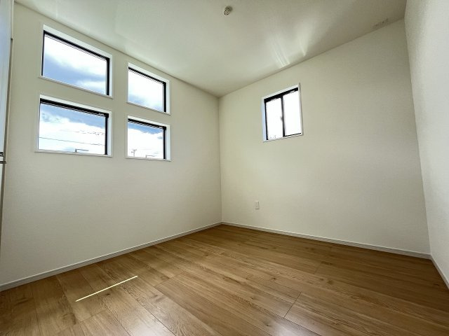 【子供部屋】 | 福岡市南区老司1丁目8期　2号棟（全3棟）【仲介手数料無料・0円】 | 施工例。施工例は完成時と異なる場合があります。