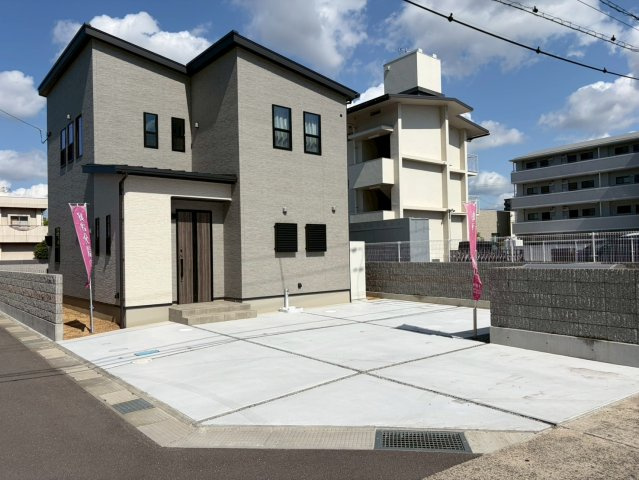 丸亀市中府町３丁目　新築オール電化住宅