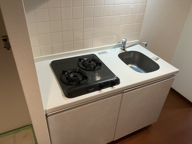 アヴァンツァーレ元町のキッチン