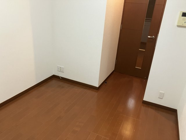 アヴァンツァーレ元町の居間・リビング