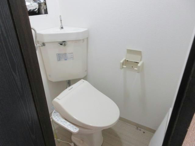 クレス東2条のトイレ