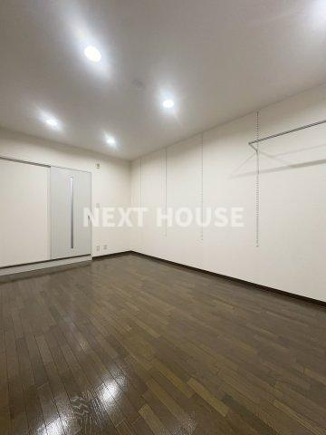 パラドール北加賀屋の居間・リビング