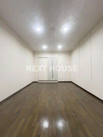 パラドール北加賀屋の居間・リビング