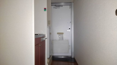 収納もある玄関です