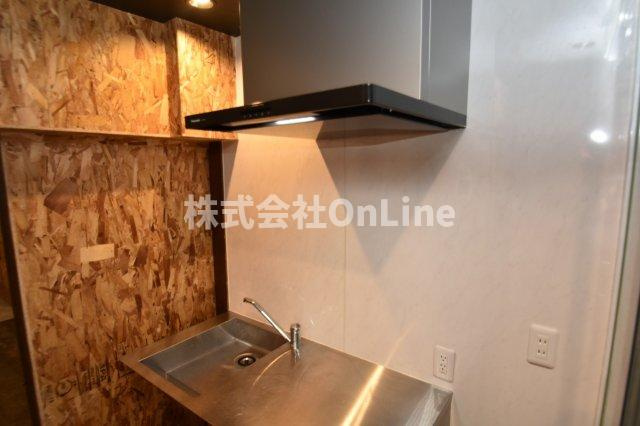 八尾市上之島町北１丁目のテラスのキッチン