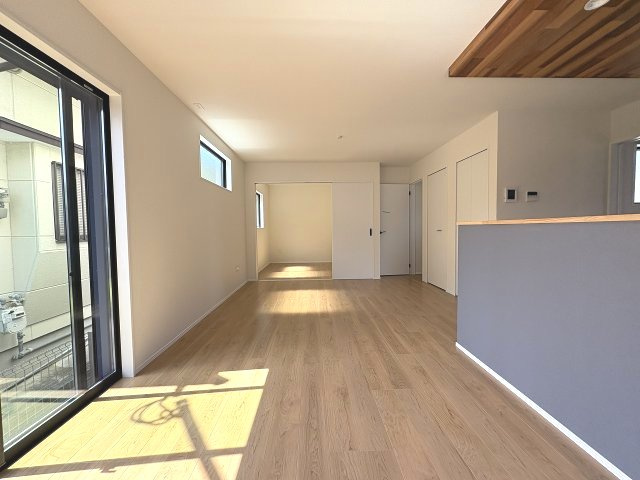 【内装】 | 福岡市南区老司1丁目8期　3号棟（全3棟）【仲介手数料無料・0円】 | 施工例。施工例は完成時と異なる場合があります。