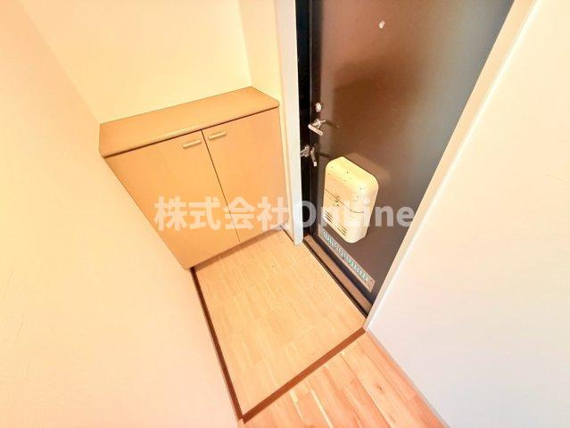 サンロイヤルの玄関