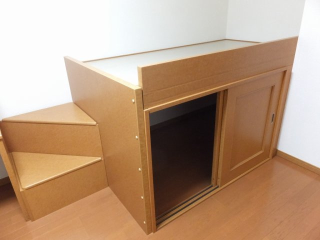 ベット下収納