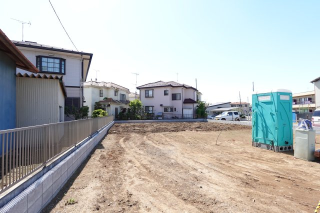 川越市的場　2SLDK+カースペース2台付き　新築戸建ての外観