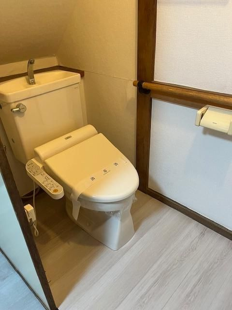 貸家　目黒区目黒本町のトイレ|トイレ