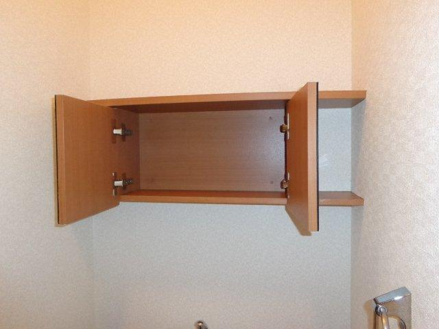 トイレ戸棚