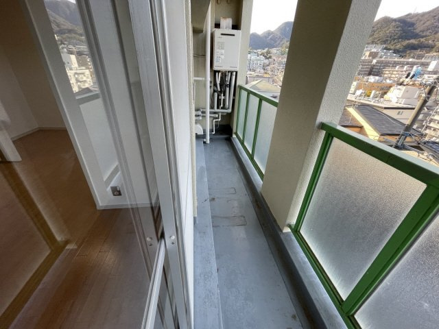 芦屋東山プリンスのバルコニー