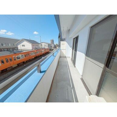 【バルコニー】 | ソレイユ鷹ノ子駅前