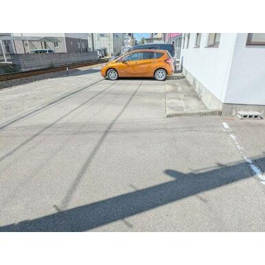 【駐車場】 | ソレイユ鷹ノ子駅前