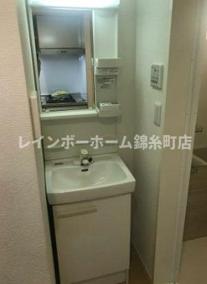 モンテリオ新小岩の独立洗面台|※別部屋参照写真となります。