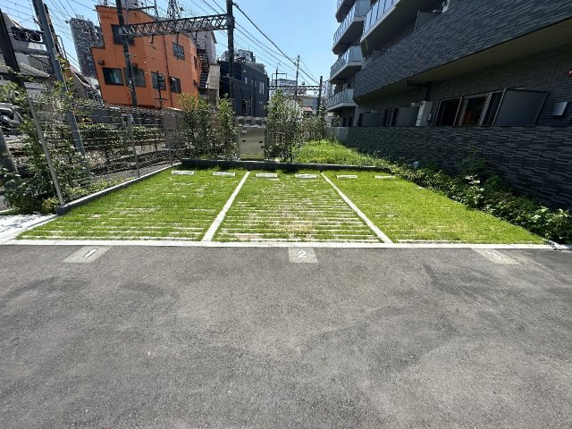 アルファコート亀戸２の駐車場|カースペースがあります