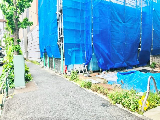 北区神谷3丁目　建築条件無し売地の前面道路含む現地写真|2026.04.29撮影

現地ご見学希望・資料請求などお気軽にお問い合わせ下さい！
03-5990-5201