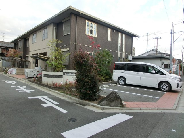 カサベルデの駐車場