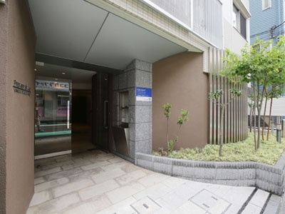 プレミアステージ市ヶ谷河田町のエントランス|プレミアステージ市ヶ谷河田町