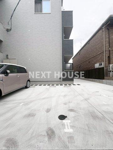 EIJU粉浜駅前の駐車場