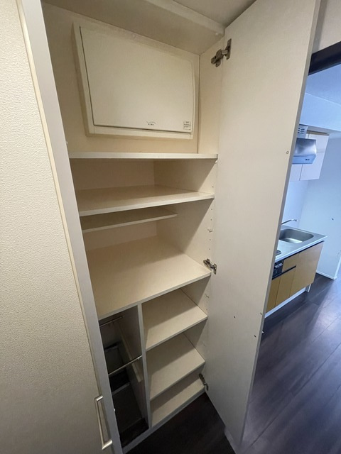 石原スクエアの玄関|★シューズＢＯＸ★