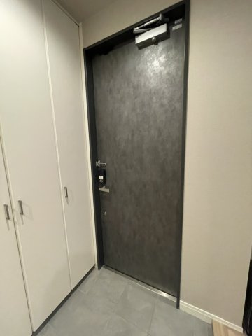 アノイエ　西棟の玄関