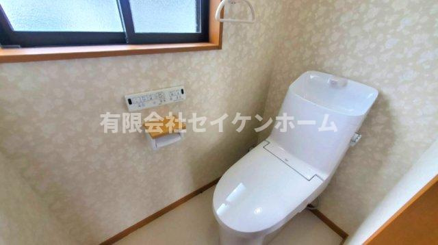 深谷市西島　中古住宅　内外装リフォーム済み‼のトイレ