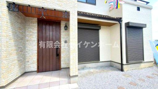 深谷市西島　中古住宅　内外装リフォーム済み‼の玄関