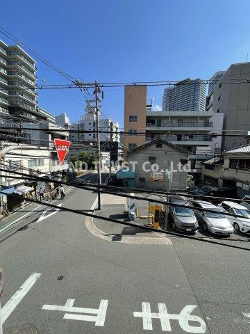 明成中津ビルの駐車場|駐車場があるので、車を買う予定の方も安心です