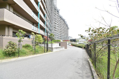 【その他】 | レジオンスクエア緑地公園 | 物件を比較検討したいお客様には、「物件比較見学プラン」をご用意しております。こちらの物件だけでなく、お客様の希望に沿った物件を、いくつかまとめてご案内させて頂きます。