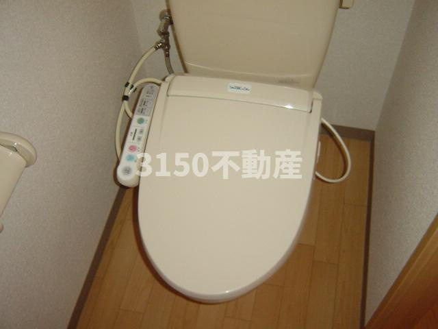 ラ　メゾン　ド　ショコラのトイレ|シャワー付トイレ
