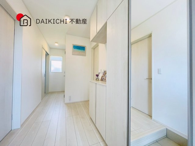 【玄関】 | 行田市長野2丁目　中古戸建
