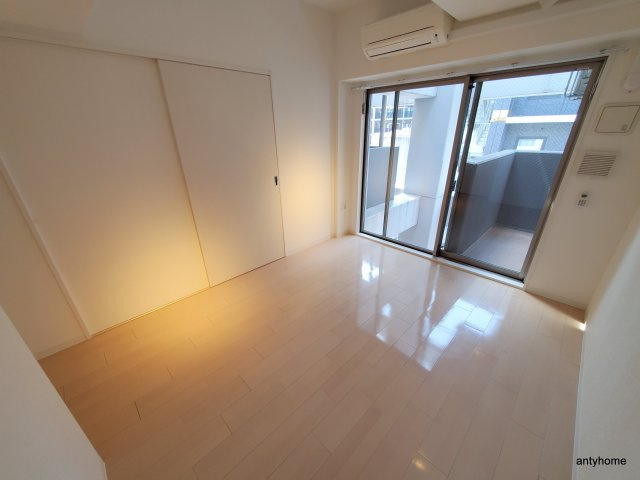 SERENiTE本町エコートの居間・リビング