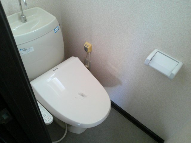 K&KコーポラスC棟のトイレ