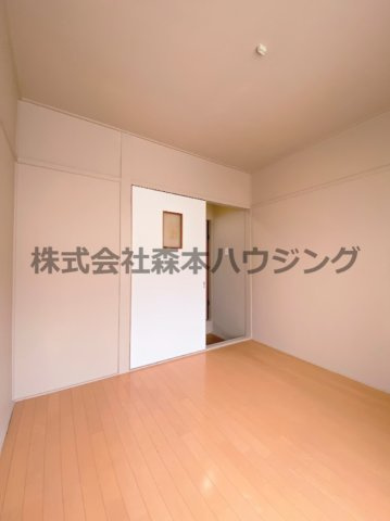 【洋室】 | 　門真市岸和田2丁目15テラスハウス | きれいな洋室です
2階