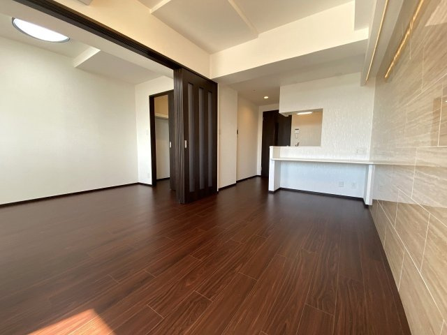 【居間・リビング】Vinoプレジオ本町
