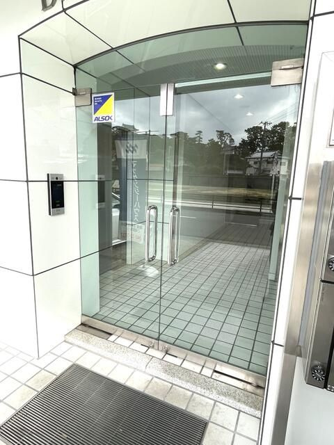 ＤＡＩＥＩビルのエントランス