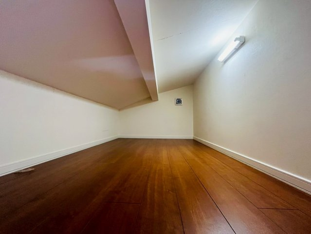 【収納】 | 中野区白鷺１丁目　中古戸建て | 普段使わない荷物もすっきり片付く、便利な小屋裏収納付きです