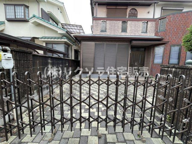豊野町　中古一戸建ての駐車場|2台駐車可能
■物件内覧・資金計画相談・住宅ローン相談、リフォーム相談、お問合せ受付中■
※当日・翌日のご内覧、ご相談はお電話でのお問合せがスムーズです！