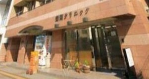 伊勢原七番館のエントランス