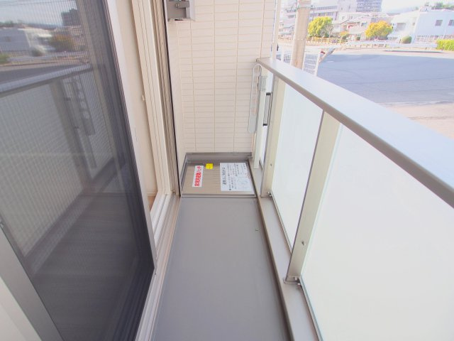 ファミールMNKのバルコニー