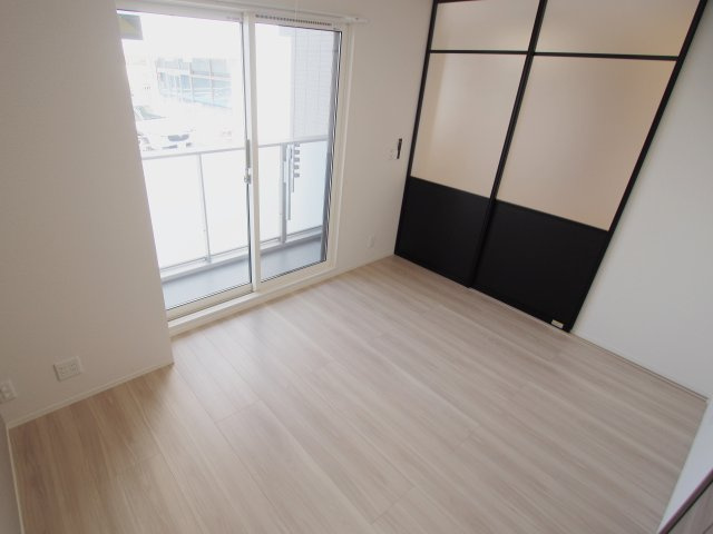 ファミールMNKの洋室
