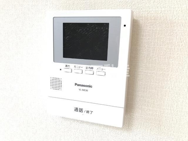 スリールのセキュリティ|カメラ付インターホン（イメージ）